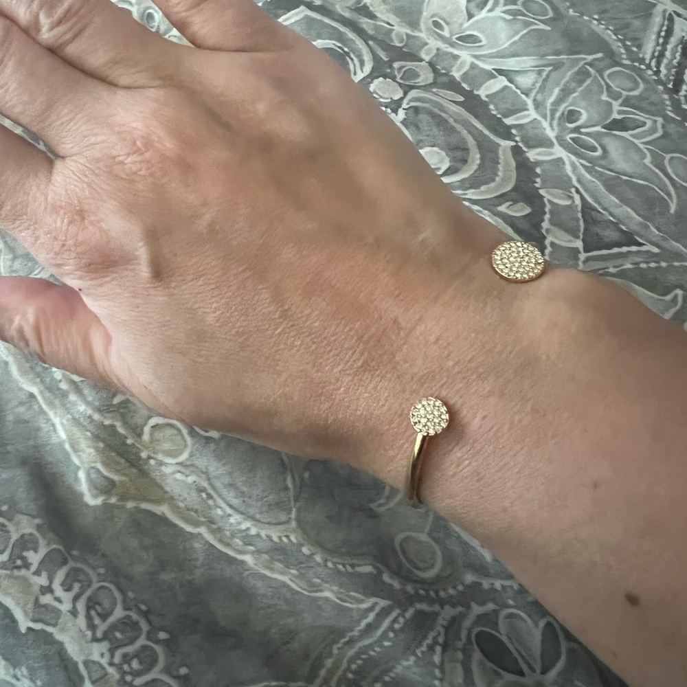 Stella and Dot Cuff Bracelet- Like new!